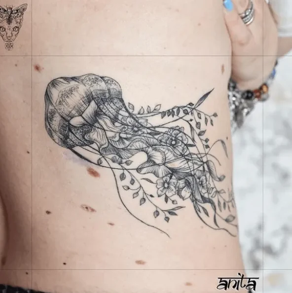 anitarossitattoo, Guest Artist bei True Canvas Wien – Sketchy, Floral / Botanisch