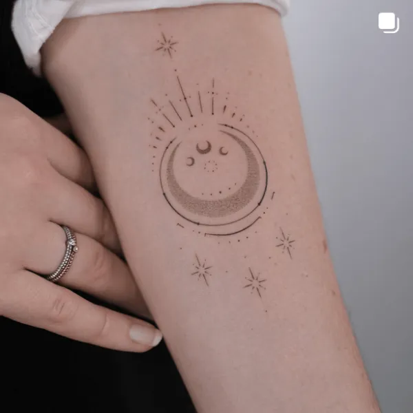 anylay.tattoo, Guest Artist bei True Canvas Wien – Mandalas / Ornamente, Fineline / One Line / Tiny Tattoos / Schriftzüge