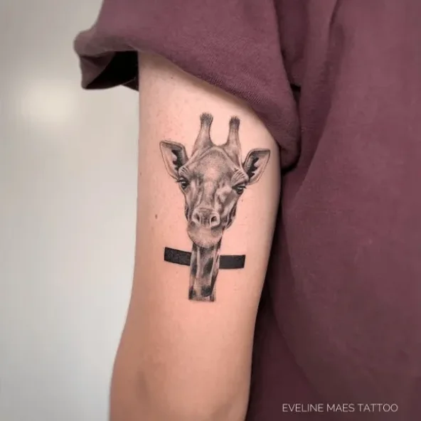 evelinemaestattoo, Guest Artist bei True Canvas Wien – Realismus – Black & Grey