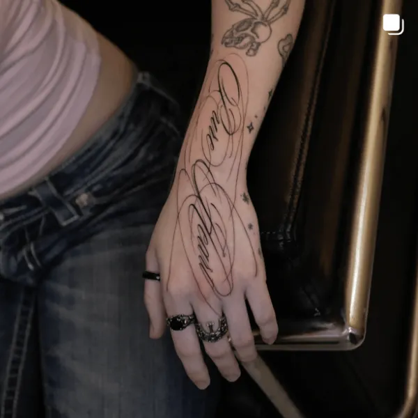 vilbundy, Guest Artist bei True Canvas Wien – Fineline / One Line / Tiny Tattoos / Schriftzüge, Tribal