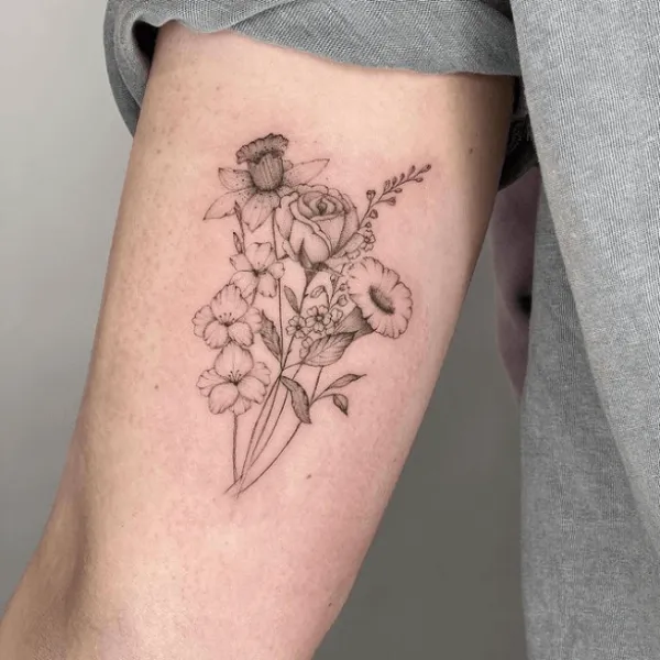 majojotattoo, Guest Artist bei True Canvas Wien – Floral / Botanisch, Fineline / One Line / Tiny Tattoos / Schriftzüge