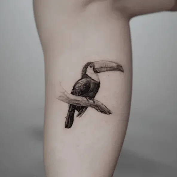 seryogovtatt, Guest Artist bei True Canvas Wien – Realismus – Black & Grey, Fineline / One Line / Tiny Tattoos / Schriftzüge