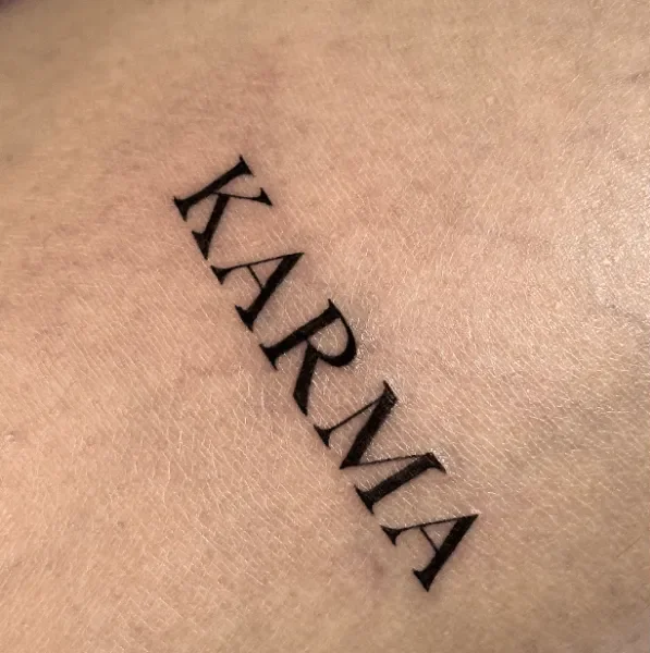valeriia.ink, Guest Artist bei True Canvas Wien – Fineline / One Line / Tiny Tattoos / Schriftzüge