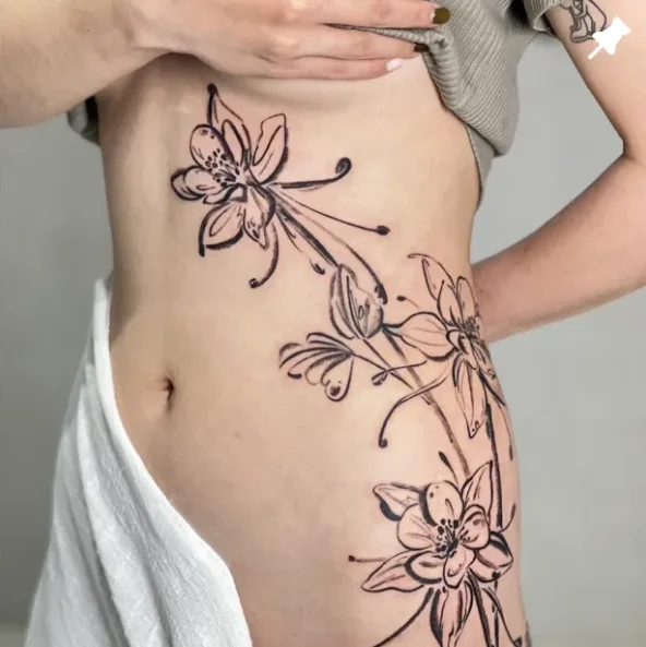 whysmile.sally, Guest Artist bei True Canvas Wien – Fineline / One Line / Tiny Tattoos / Schriftzüge, Illustrativ / Graphisch